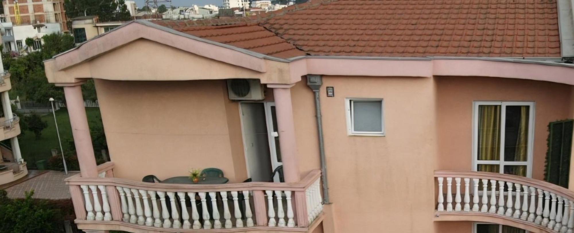 אולסינץ' Kurt Apartaments מראה חיצוני תמונה