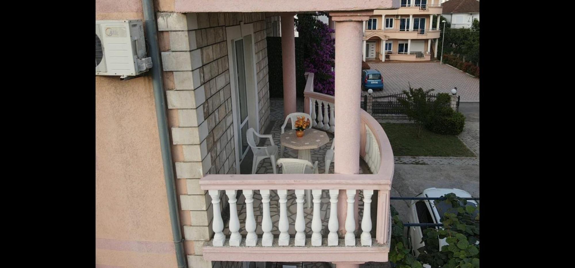 אולסינץ' Kurt Apartaments מראה חיצוני תמונה